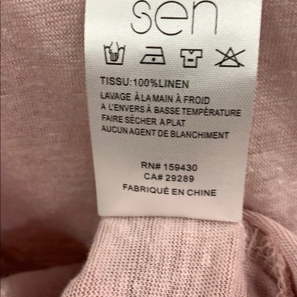 LS top with stars, v neck slub linen Revolve - Picture 5 of 7